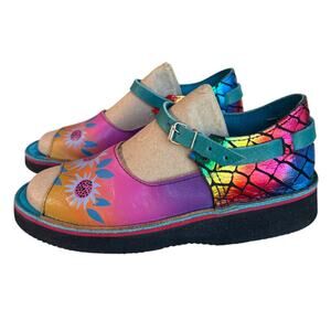 Soletech Painted Style Sandals w Flowers Iridescent Rainbow size 8(?) Pls Read!